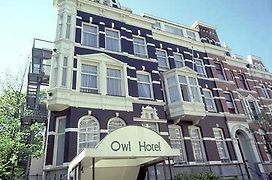 Owl Hotel