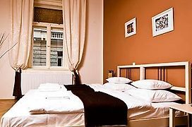 Budapest Rooms Bed And Breakfast