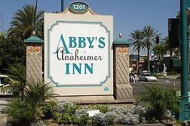 Abby'S Anaheimer Inn - Across Disneyland Park