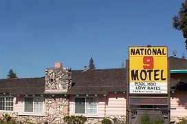 National 9 Motel