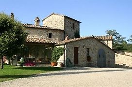 Borgo Livernano - Farmhouse With Pool