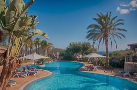 Cruccuris Resort - Adults Only