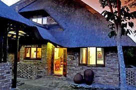 Legend Safaris 257A - In Kruger Park Lodge