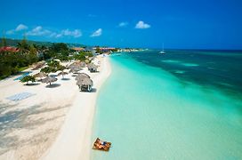 Sandals Montego Bay All Inclusive - Couples Only (Adults Only)