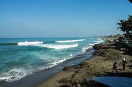 Bima Sakti Homestay Echo Beach Canggu