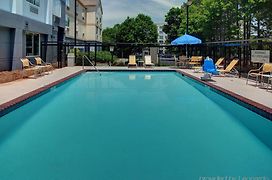 Fairfield Inn & Suites By Marriott Atlanta Alpharetta