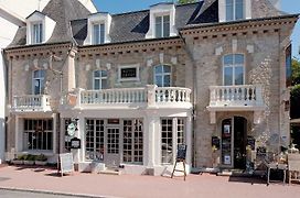 The Originals Boutique, Hôtel Ô Gayot, Bagnoles-de-l'Orne (Inter-Hotel)