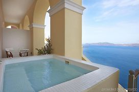 Cori Rigas Suites Santorini Island Exterior photo