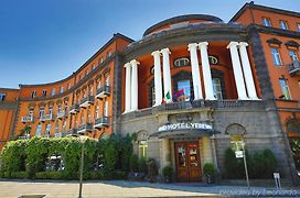 Grand Hotel Yerevan - Small Luxury Hotels Of The World