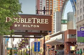 Doubletree By Hilton Philadelphia Center City Exterior photo