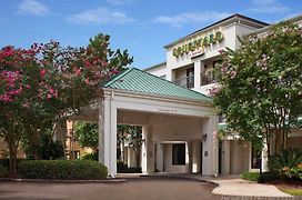 Courtyard By Marriott Covington / Mandeville