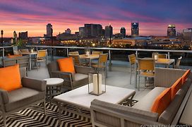 Fairfield Inn And Suites By Marriott Nashville Downtown/The Gulch