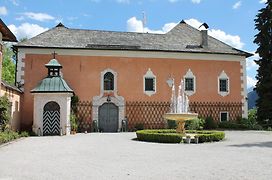 Ferienwohnungen Schloss Wasserleonburg