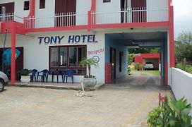 Tony Hotel