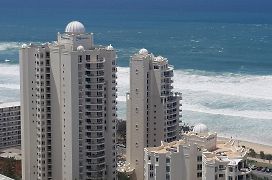 Apr Private Suites Moroc By The Beach Gold Coast Exterior photo