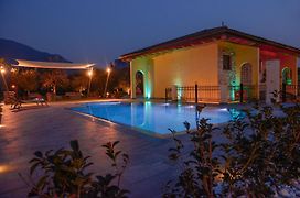 Villa Luxury House&Spa