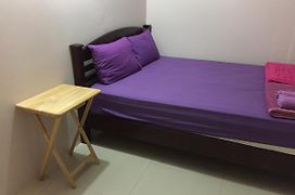 Honey Place Guesthouse,Special Rate For Long Stay