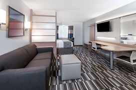 Microtel Inn & Suites By Wyndham - Penn Yan