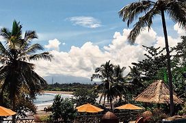 Puri Dajuma Beach Eco-Resort&Spa