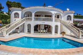La Perla - Sea View Villa With Private Pool In Moraira