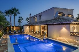 The Residence By The Beach House Marbella