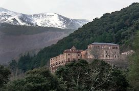 Monasterio De Santa Maria De Valvanera