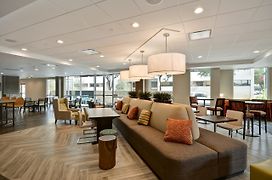 Home2 Suites By Hilton Dallas Downtown At Baylor Scott & White