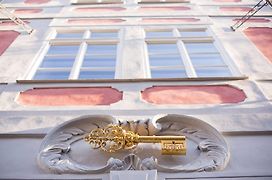 Hotel Golden Key Prague Castle