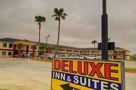 Deluxe Inn And Suites