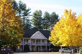 Riverhouse By Weekender Formerly Jack Daniels Inn