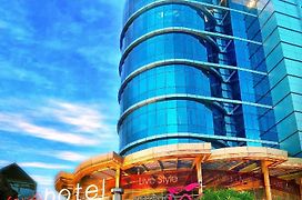 favehotel MEX Tunjungan Surabaya