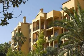 Las Lomas Village – Luxury Apartments