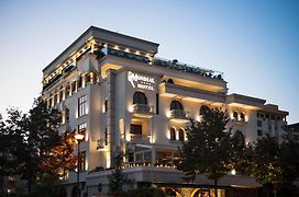 Mondial Hotel Tirana Exterior photo