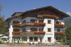 Hotel Dolomiten