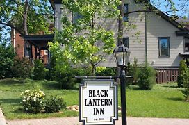 Black Lantern Inn