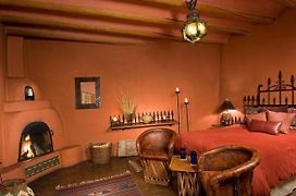 Adobe And Pines Inn Bed And Breakfast Taos Room photo