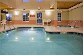 Grandstay Residential Suites Hotel - Eau Claire