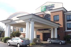 Holiday Inn Express & Suites Dyersburg, An Ihg Hotel