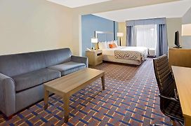 Comfort Inn & Suites - Arlington Heights - Shaumburg