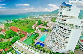 Andaman Beach Suites Hotel - Sha Extra Plus