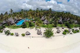 Ocean Paradise Resort y Spa