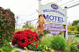 Williamstown Motel