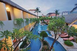 The Lagoon Bali Pool Hotel And Suites Legian  Exterior photo