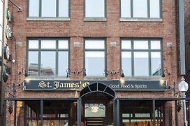 St. James' Gate, Boutique Hotel