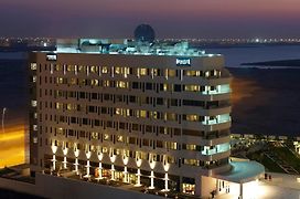Staybridge Suites Yas Island Abu Dhabi, An Ihg Hotel