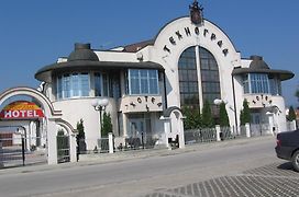 Hotel Tehnograd Kraljevo Exterior photo