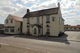 The River Don Tavern And Lodge