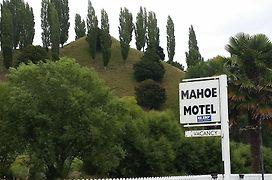 Mahoe Motel