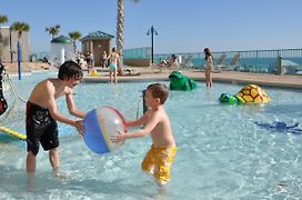 Laketown 5 Pools Steps To Beach Family Friendly
