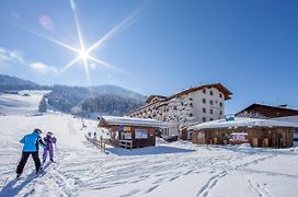 Landhotel Tirolerhof - Mai Bis Mitte Juni Kein Saunabetrieb